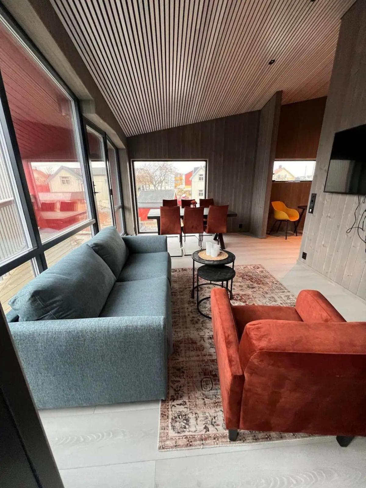 Stilren Leilighet I Henningsvær Exterior foto